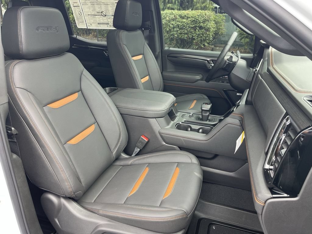 New 2026 GMC Sierra 1500 AT4 w/ AT4 Premium Package AWD/4WD image 29