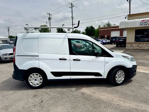 Used 2015 Ford Transit Connect XL image 4