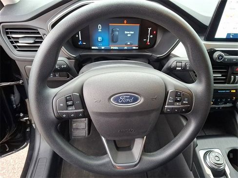 Used 2025 Ford Escape Active image 15