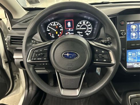 Certified 2025 Subaru Impreza 2.0i image 18