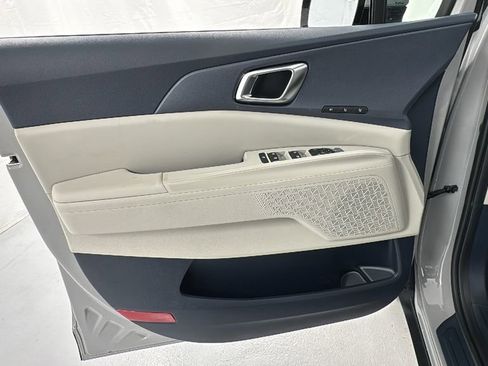 New 2026 Kia Carnival EX FWD image 20