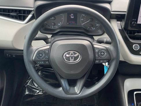 Used 2024 Toyota Corolla LE FWD image 10