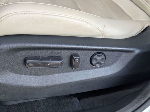 Used 2022 Honda CR-V EX-L image 17