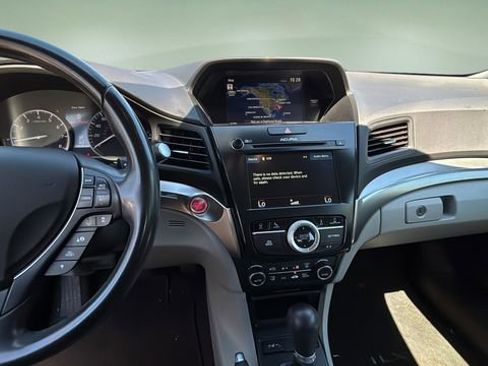Used 2019 Acura ILX FWD image 11