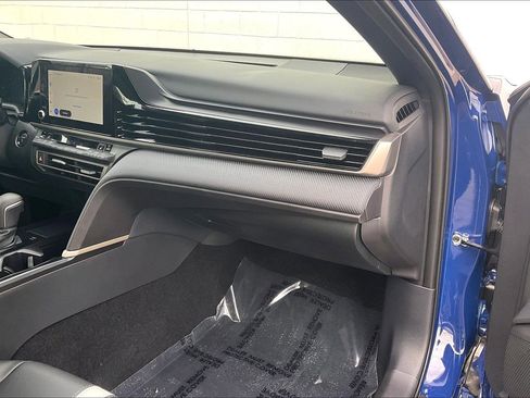 Used 2026 Toyota Camry SE image 21