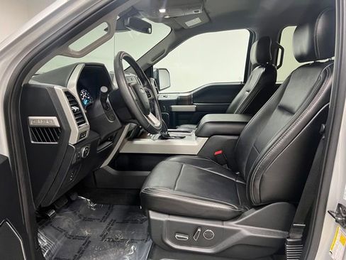 Used 2017 Ford F150 Lariat w/ Equipment Group 502A Luxury image 19