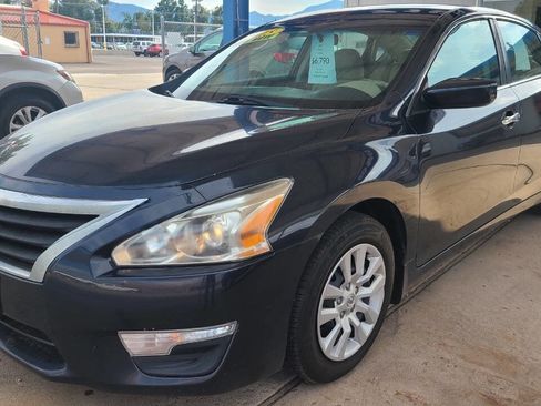 Used 2015 Nissan Altima 2.5 S w/ Power Driver Seat Package FWD image 3