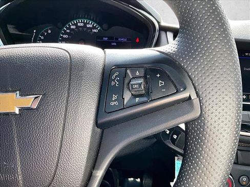 Used 2020 Chevrolet Trax LS FWD image 20