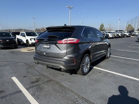Used 2022 Ford Edge Titanium w/ Equipment Group 301A image 8