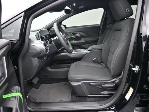 New 2026 Chevrolet Equinox EV LT w/ Midnight Package FWD image 35