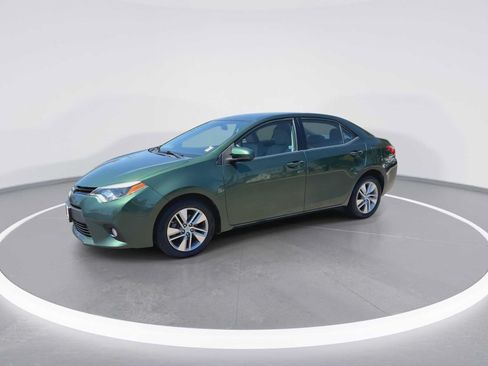 Used 2014 Toyota Corolla LE FWD image 4