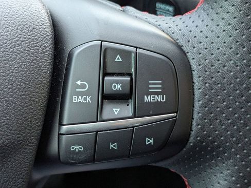 Used 2025 Ford Escape ST-Line image 24