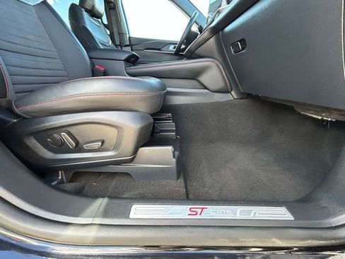 Used 2025 Ford Explorer ST-Line AWD/4WD image 38