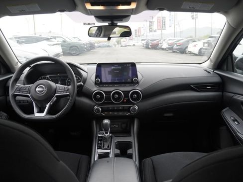 Used 2025 Nissan Sentra SV w/ Trunk Package FWD image 22