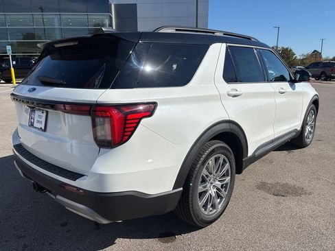 New 2026 Ford Explorer Platinum RWD image 12
