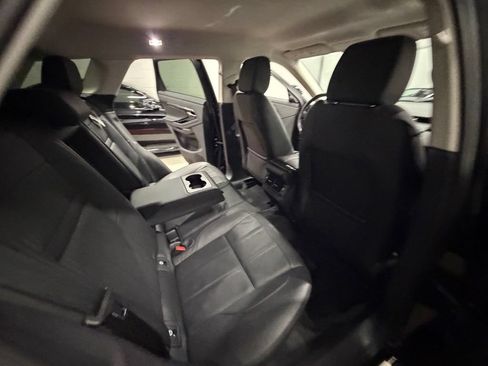 Used 2020 Land Rover Range Rover Evoque S AWD/4WD image 28