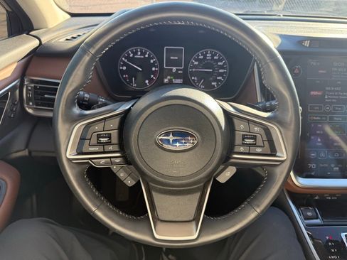 Used 2022 Subaru Outback Touring image 17