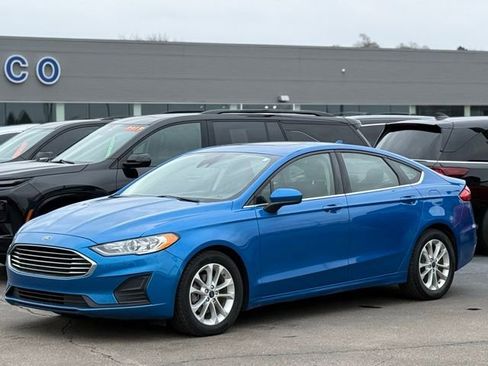 Used 2020 Ford Fusion SE image 22