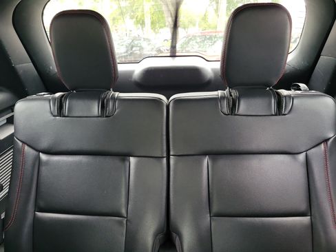 Used 2022 Ford Explorer ST-Line RWD image 14