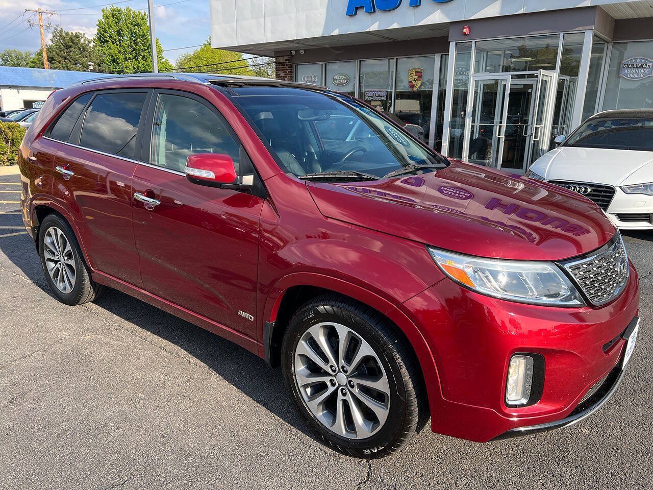 Used 2014 Kia Sorento SX w/ 3rd Row Package AWD/4WD image 4