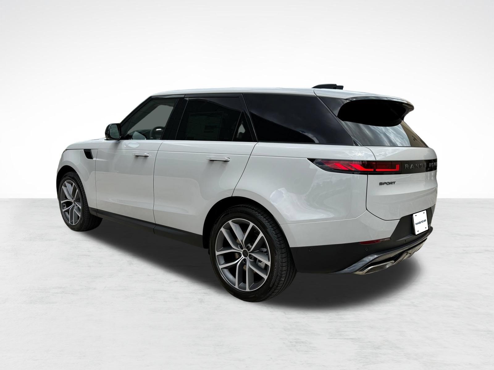 New 2027 Land Rover Range Rover Sport SE AWD/4WD image 3