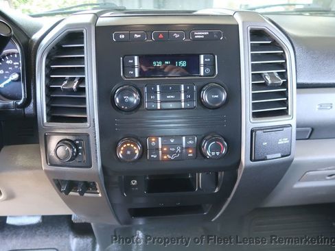 Used 2019 Ford F250 XL w/ Power Equipment Group image 28