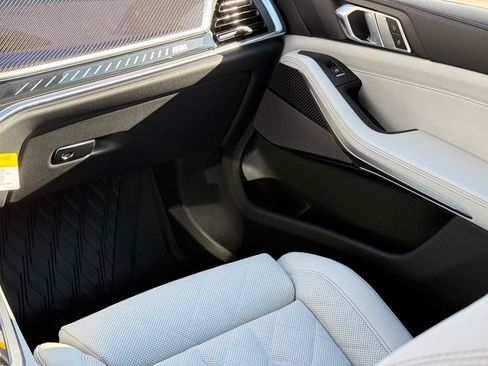 New 2026 BMW X5 M60i image 10