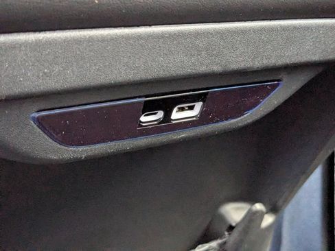 New 2026 Chrysler Pacifica Select FWD image 16