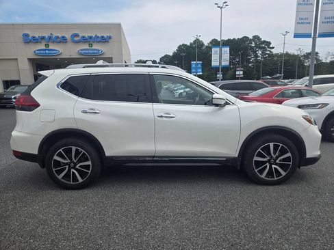 Used 2020 Nissan Rogue SL w/ Premium Package AWD/4WD image 4