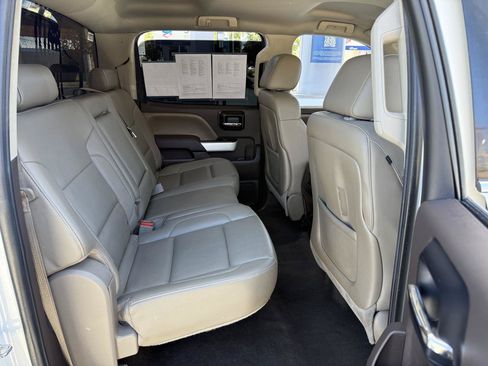 Used 2014 GMC Sierra 1500 SLT w/ SLT Crew Cab Value Package AWD/4WD image 18