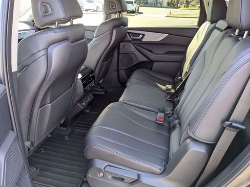 Certified 2025 Acura MDX SH-AWD image 35