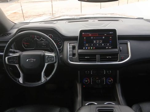 Used 2021 Chevrolet Tahoe Z71 w/ Luxury Package image 26