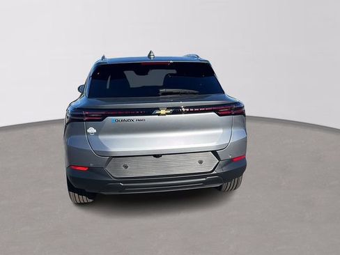 New 2026 Chevrolet Equinox EV LT image 6