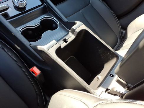 New 2025 Jeep Grand Cherokee L Limited image 32