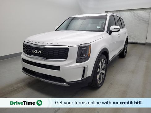 Used 2022 Kia Telluride S AWD/4WD image 1