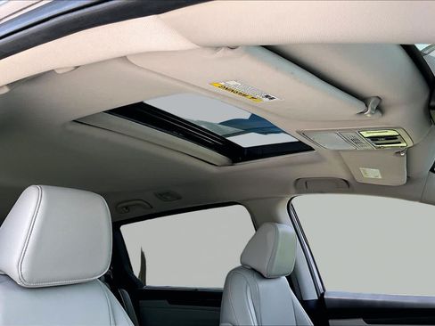 Certified 2025 Honda Odyssey EX-L image 13