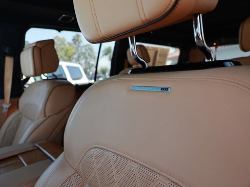 Used 2022 Jeep Grand Wagoneer Series III AWD/4WD image 22