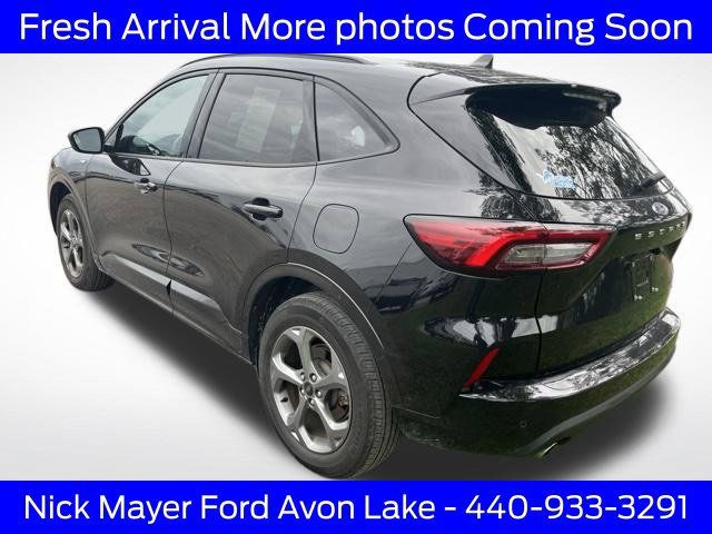 Used 2024 Ford Escape ST-Line w/ Tech Pack #1 AWD/4WD image 4