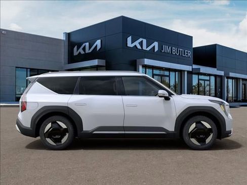 New 2026 Kia EV9 Wind AWD/4WD image 7