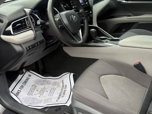 Used 2021 Toyota Camry LE FWD image 9
