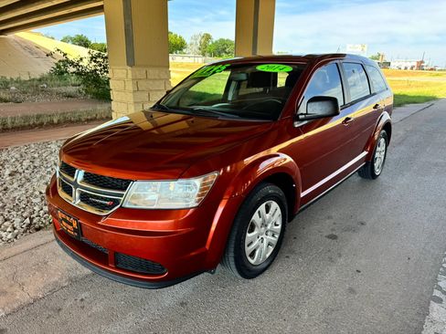 Used 2014 Dodge Journey American Value Package w/ Flexible Seating Group FWD image 7