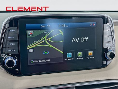 Used 2020 Hyundai Santa Fe Limited image 19