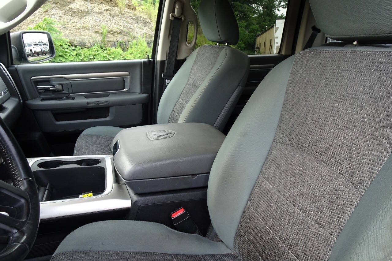 Used 2016 RAM 1500 Big Horn AWD/4WD image 18