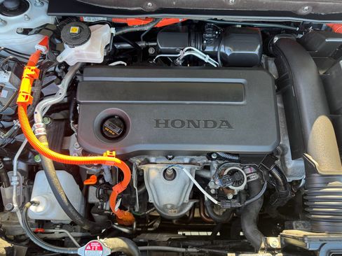 Certified 2024 Honda CR-V Sport Touring image 33