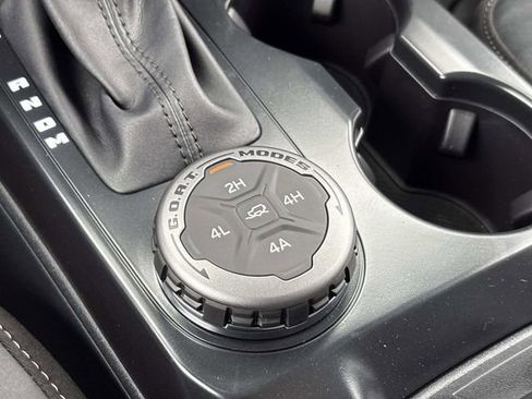 New 2026 Ford Bronco Badlands w/ Sasquatch Package image 29