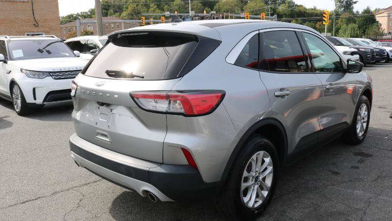Used 2022 Ford Escape SE w/ Cold Weather Package AWD/4WD image 7