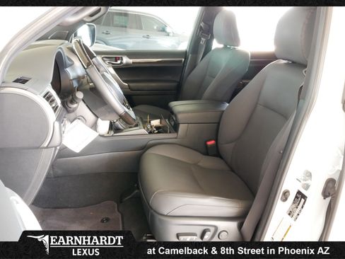 Used 2023 Lexus GX 460 Premium w/ Premium Package image 2