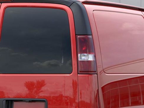 New 2026 Chevrolet Express 3500 RWD image 35