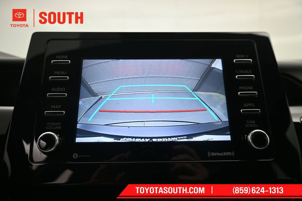 Used 2021 Toyota Camry SE FWD image 17