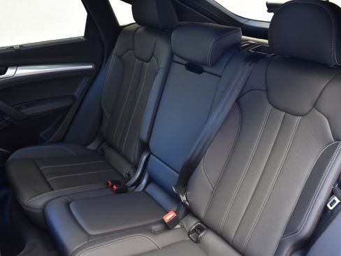 Used 2021 Audi Q5 2.0T Premium Plus w/ Premium Plus Package image 27